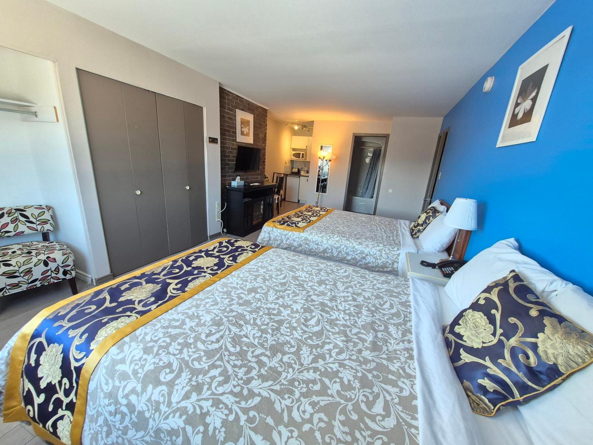 Motel Le Radisson De Val-David Pokoj fotografie